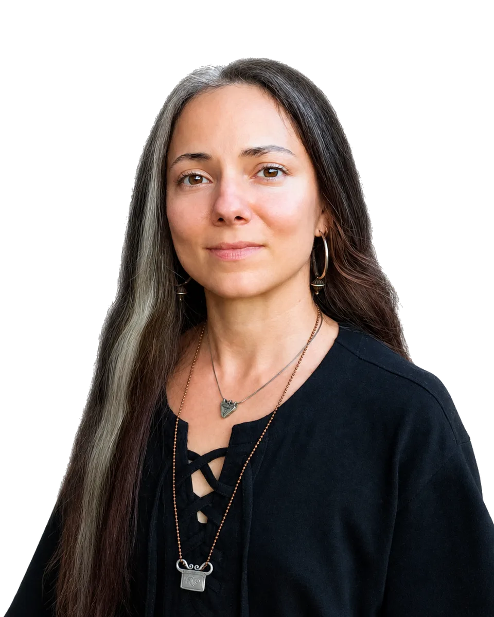 Nehira, Therapist